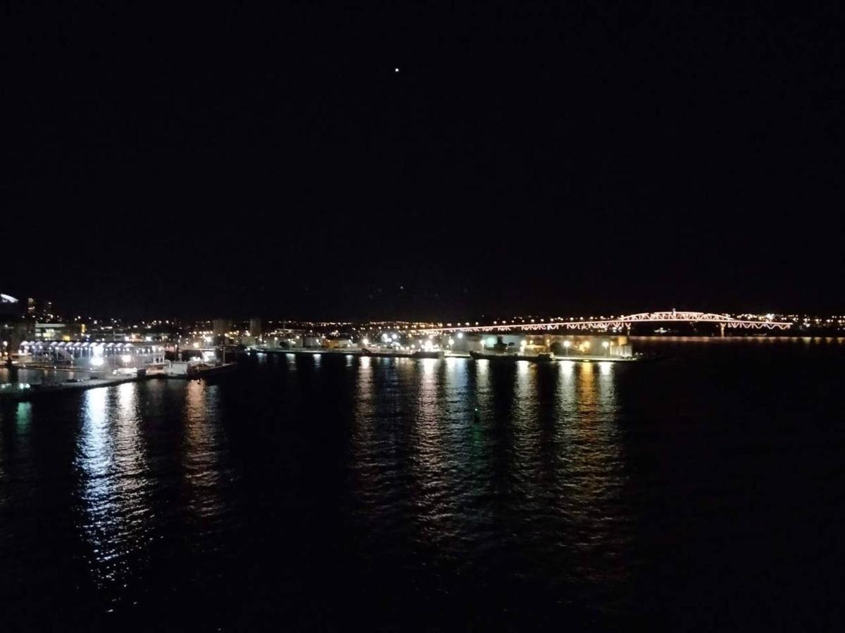 Qv Waterfront Apt With Ac Wifi And Parking オークランド エクステリア 写真
